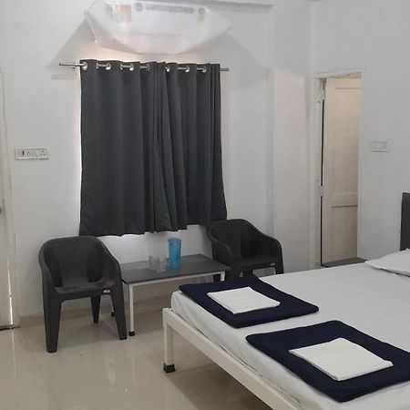 Hotel Gulati Suites Washim 외부 사진