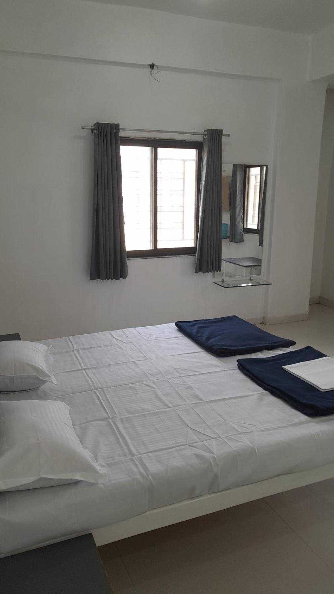 Hotel Gulati Suites Washim 외부 사진